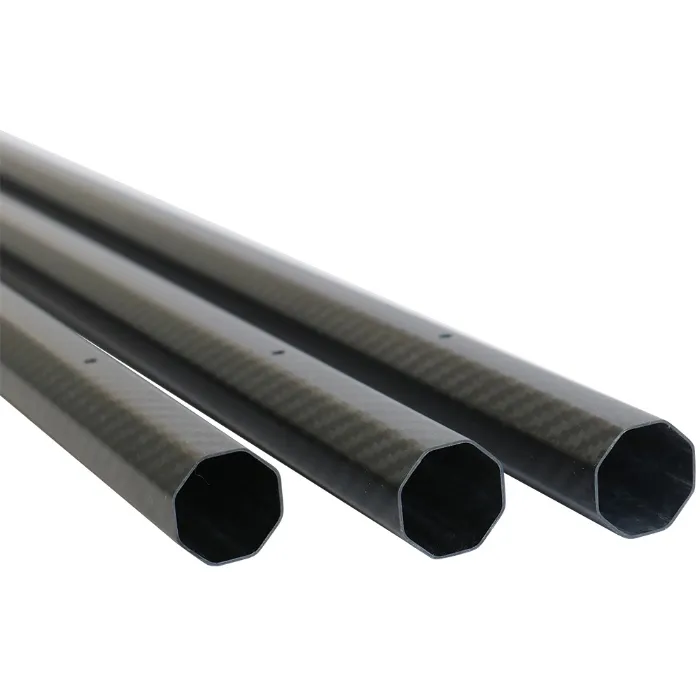 Tube octogonal en fibre de carbone