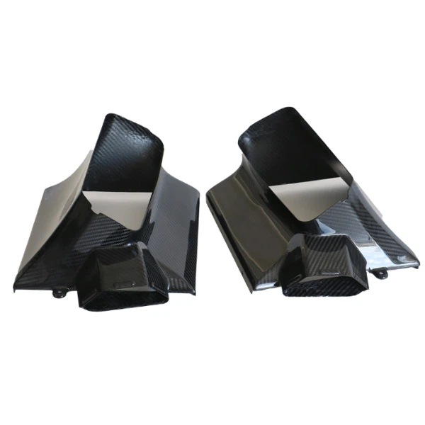 Pièces de voiture personnalisées en fibre de carbone