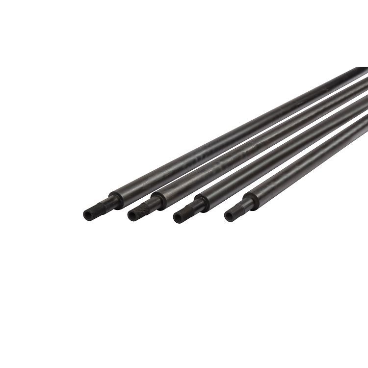 Tube fileté en fibre de carbone